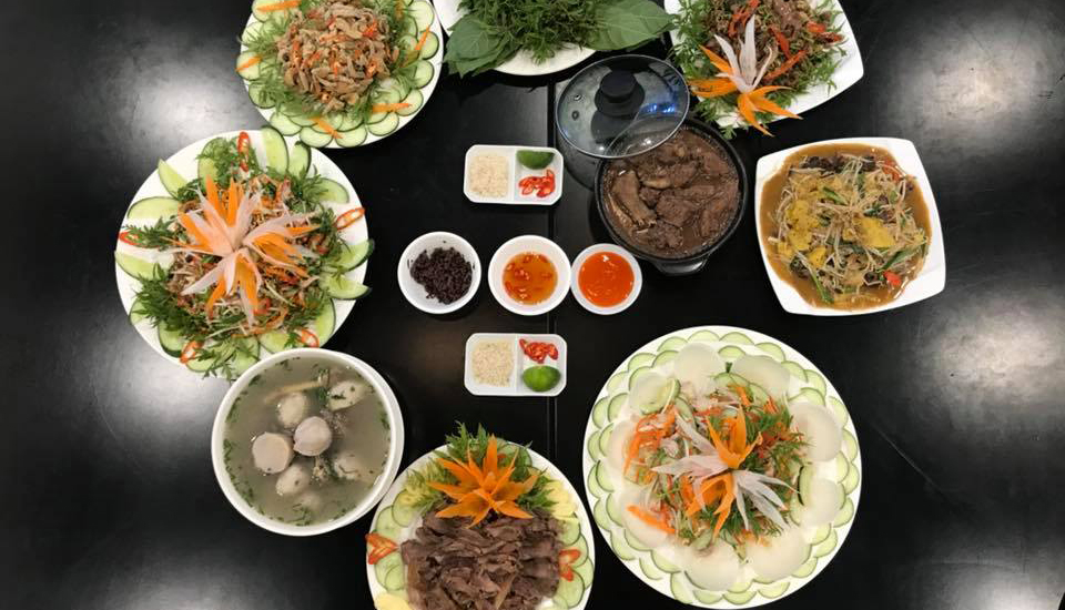 Số 10 Cát Linh - Đặc Sản Dân Tộc Ở Quận Đống Đa, Hà Nội | Foody.Vn
